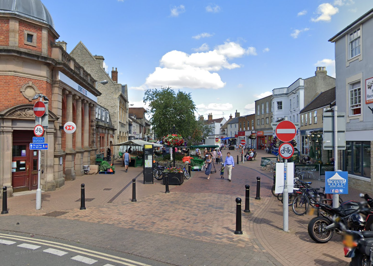 Sheep Street, Bicester, Oxfordshire (Google Maps)