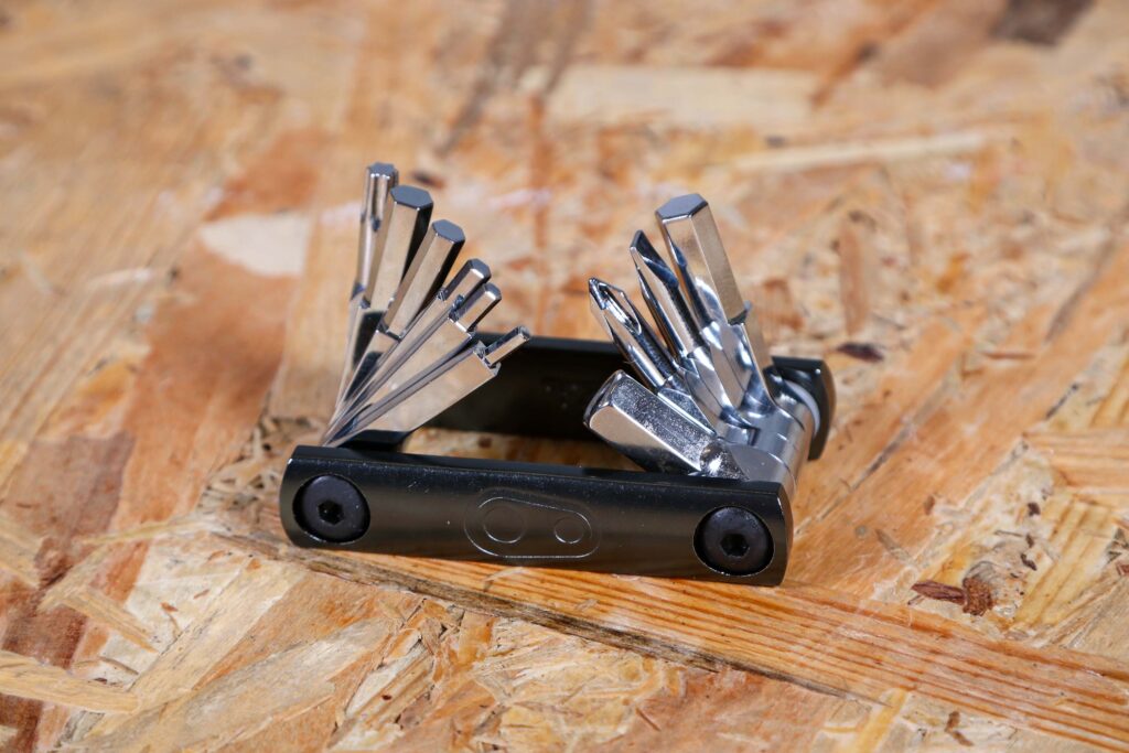 Crankbrothers F16 multi tool