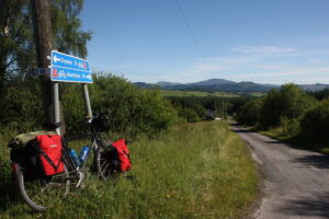 National Cycle Route 7 (licensed CC BY 2.0 on Flickr by Shirokazan)