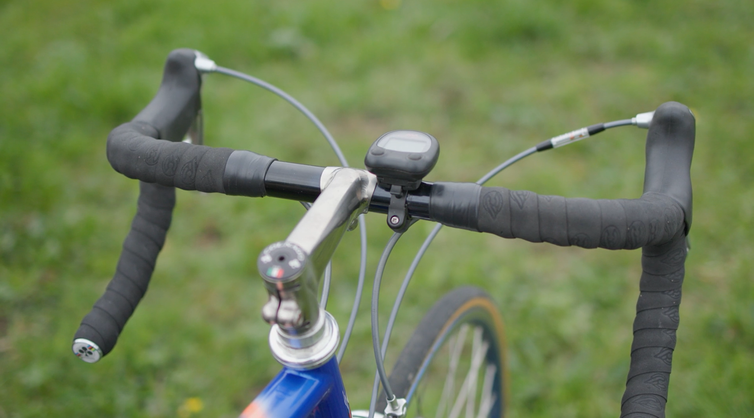 2024 New bike vs old bike Colnago CT1 handlebars and speed sensor