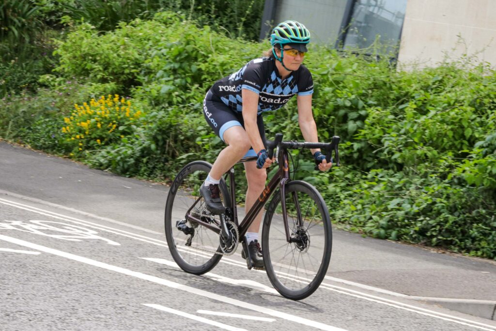 2022 Liv Langma Advanced SL Disc &ndash; riding 3.jpg