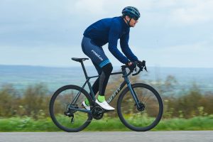 2024 Giant TCR Advanced Pro 0 AXS – riding 4.jpg
