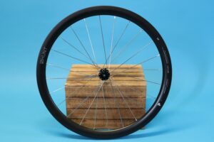 2024 Hunt Sustain Phase 1 – 42 Carbon Disc Ti wheel – 1