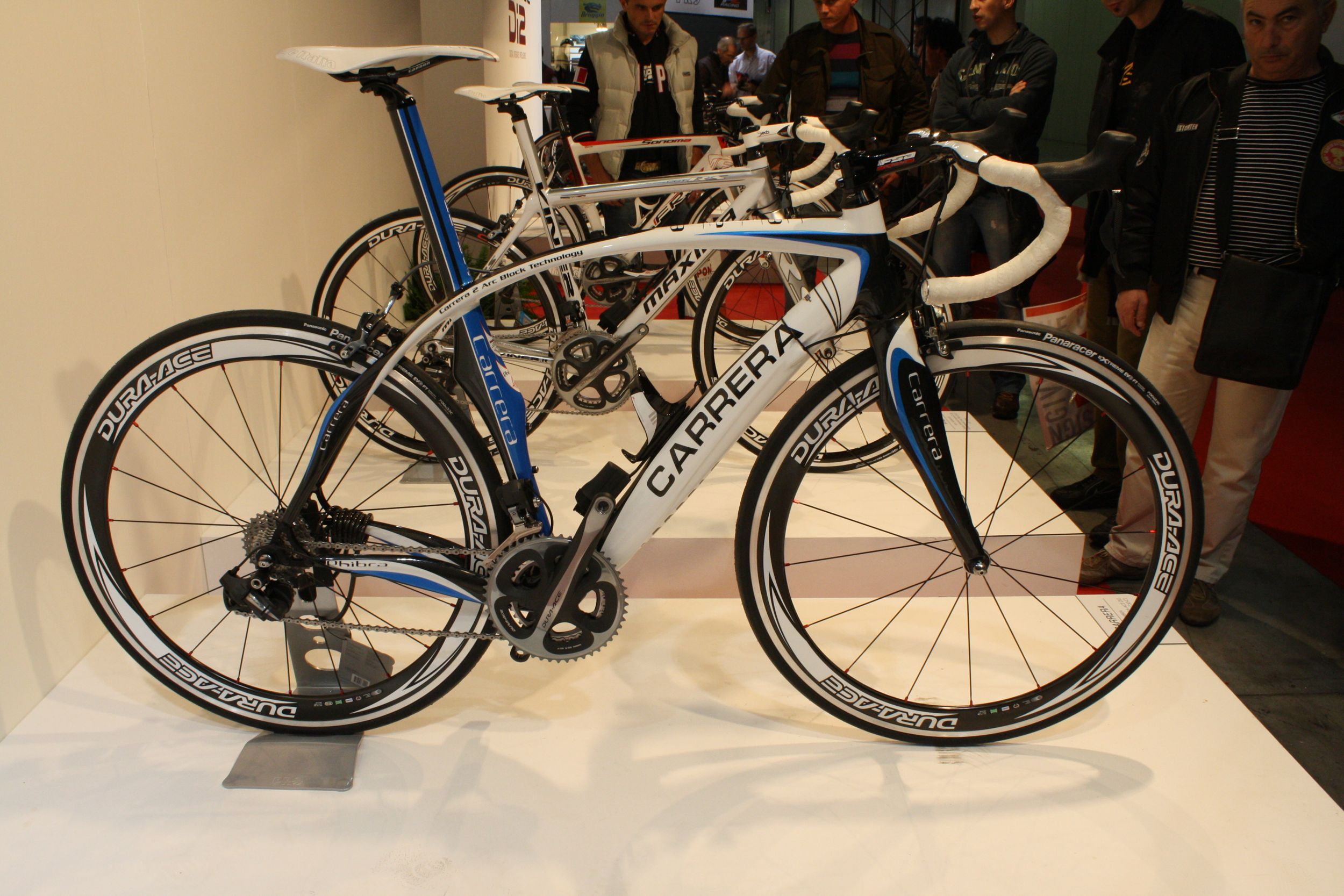 Carrera Phibra &ndash; full bike