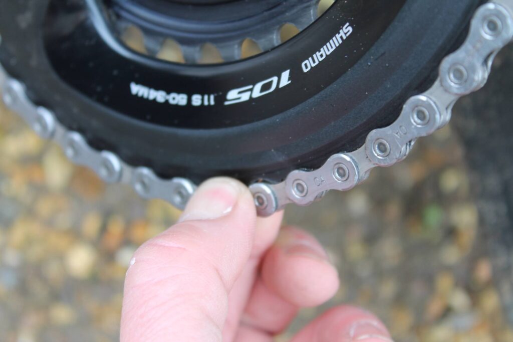 Chain Checking by hand &ndash; 1.jpg