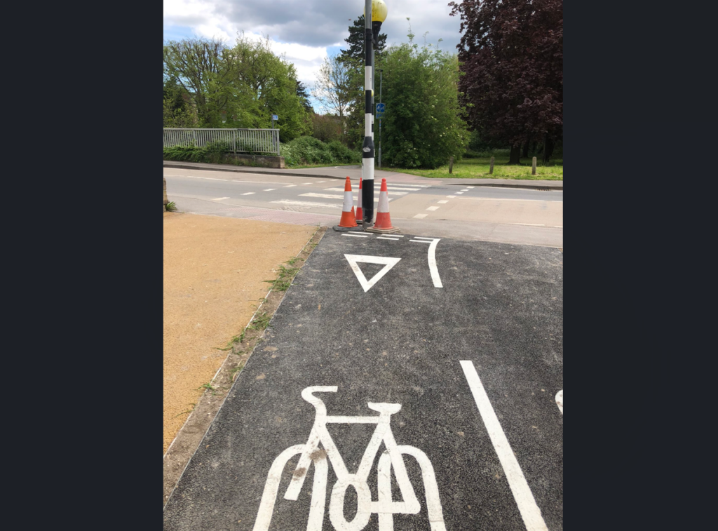 Crossing pole in middle of cycle lane, Salisbury