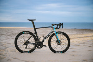 Van Rysel RCR PRO team bike replica 4