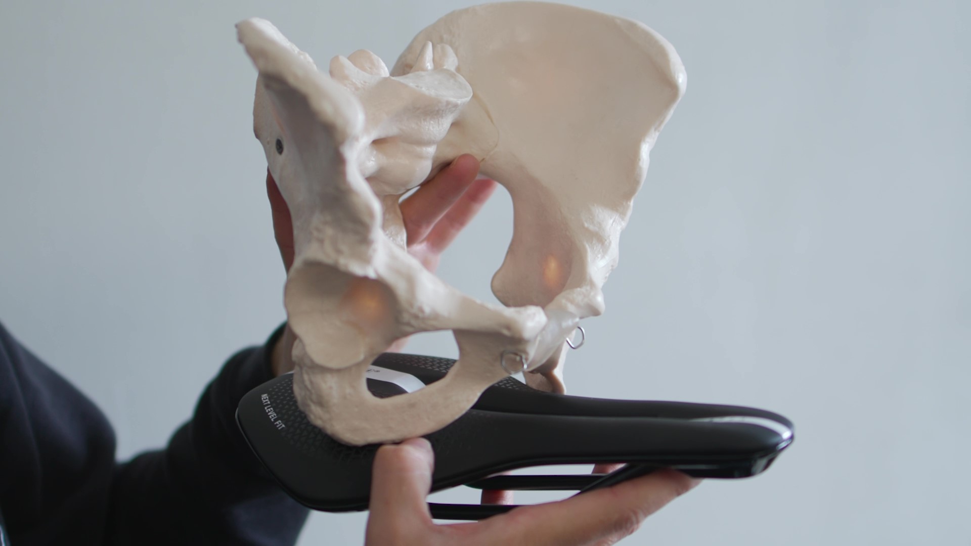 2024 Saddle pain pelvis on saddle