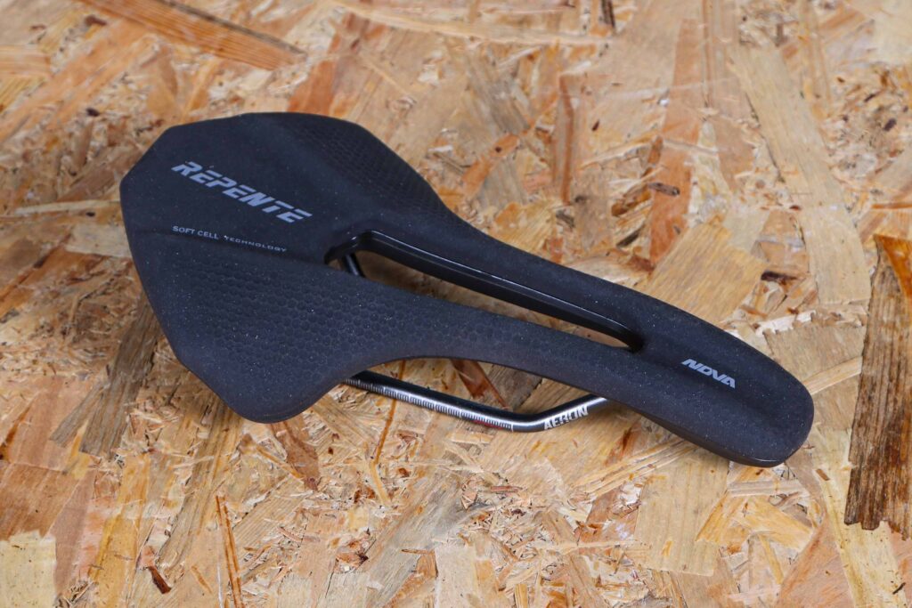 2024 Repente Nova Aeron saddle.jpg
