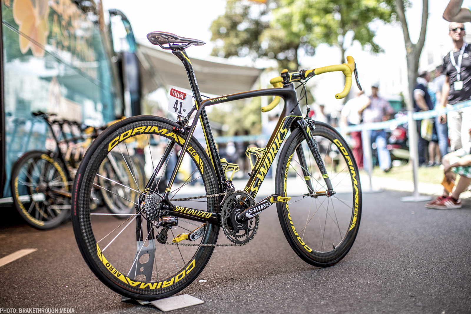 Vincenzo Nibali custom TdF Specialized (1)