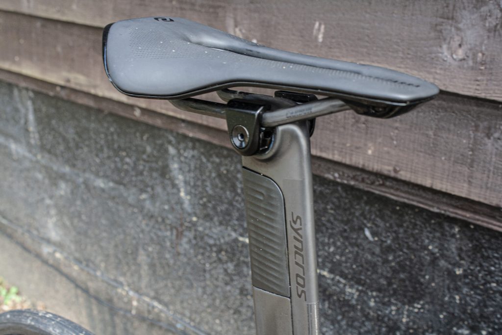 2023 Scott Foil RC Pro Syncros saddle and seatpost.JPG