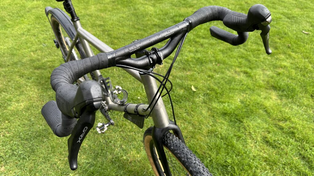 2024 Redshift Cruise Control Really Long Bar Tape – full bar .JPG