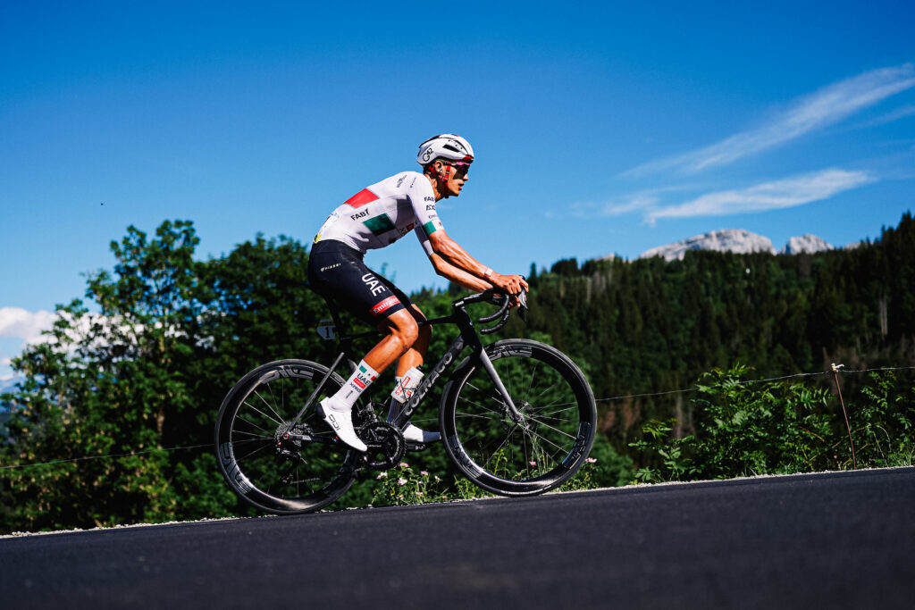 2026 – Tour Auvergne Rhône Alpes - Etape 8 – Beaufort - Plateau de Solaison - Brison (120,1 km) - Isaac Del Toro (UAE)