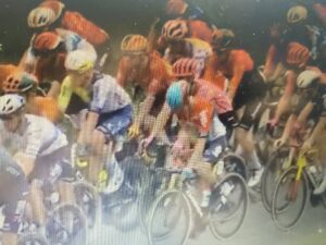 Victor Campenaerts relieves himself into water bottle (ITV)