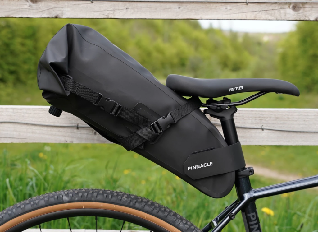 Pinnacle saddle pack