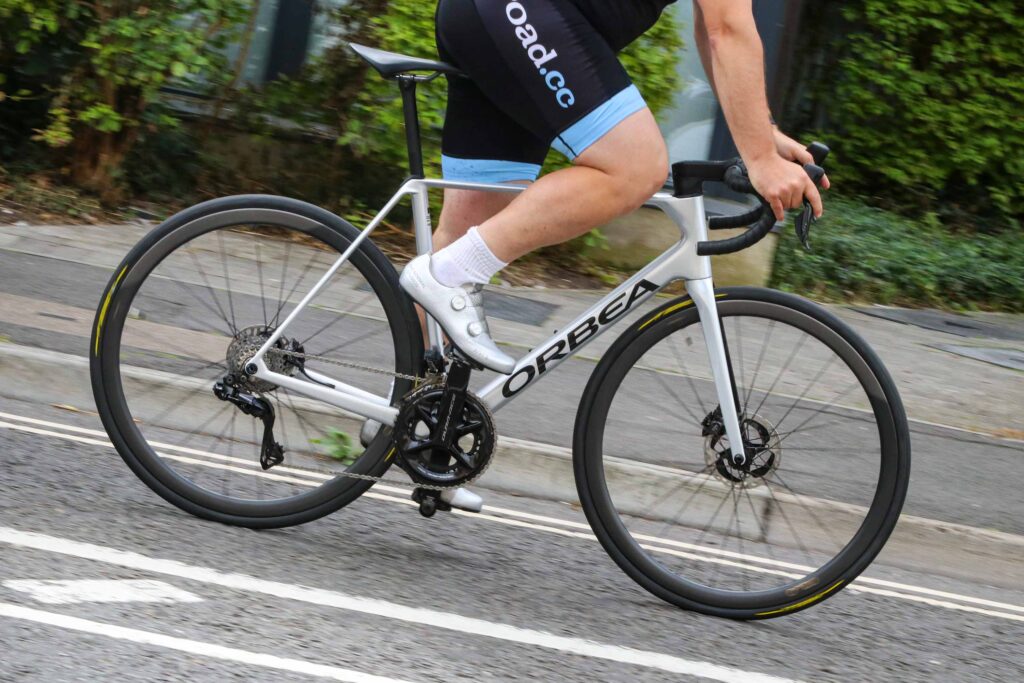 2024 Orbea Orca M10iLTD PWR – riding 5.jpg