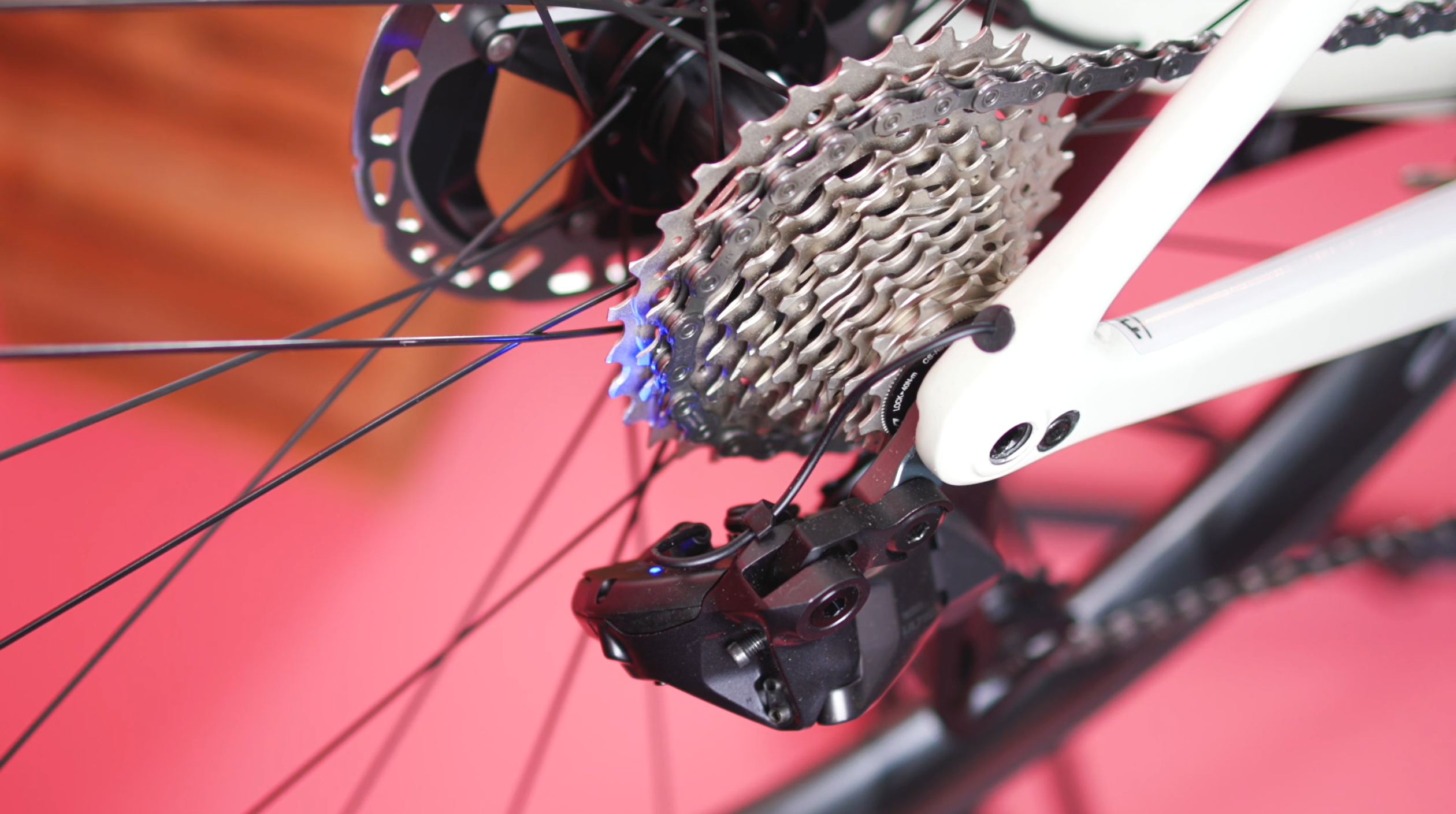 2024 Shimano Ultegra R8170 electronic groupset rear mech light setup