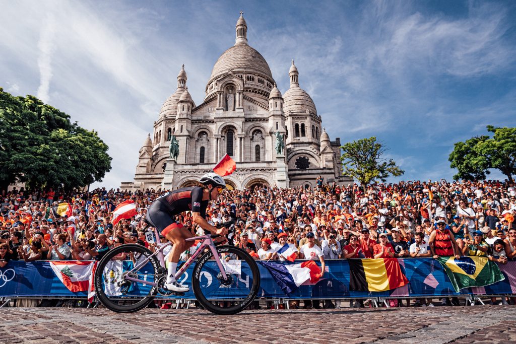 Lizzie Deignan, 2024 Olympic road race (Zac Williams/SWpix.com)