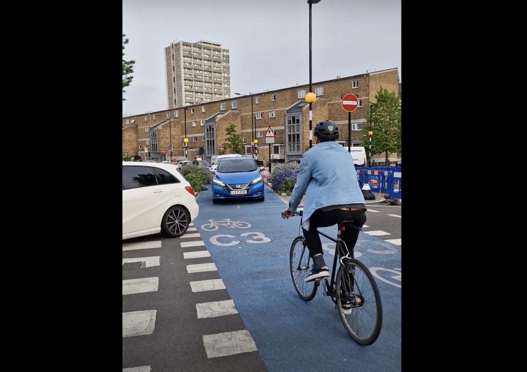 Drivers on C3 Cycleway, London
