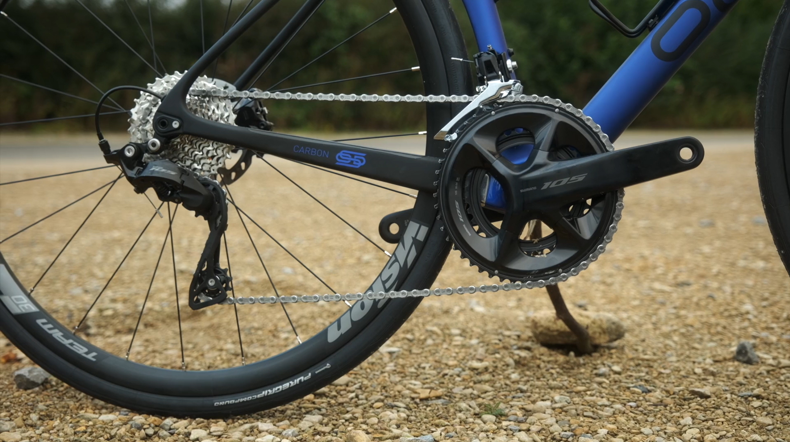 2024 road bike vs gravel bike orro gold stc 105 mechanical