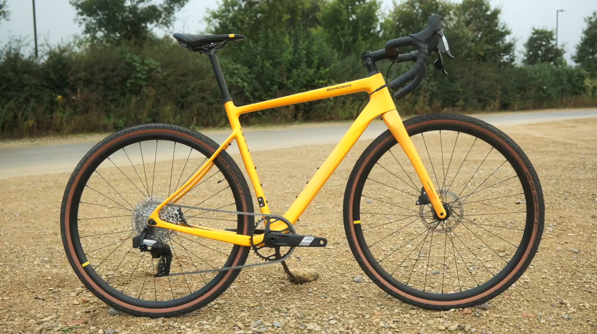 2024 road bike vs gravel bike boardman adv 9.2 driveside
