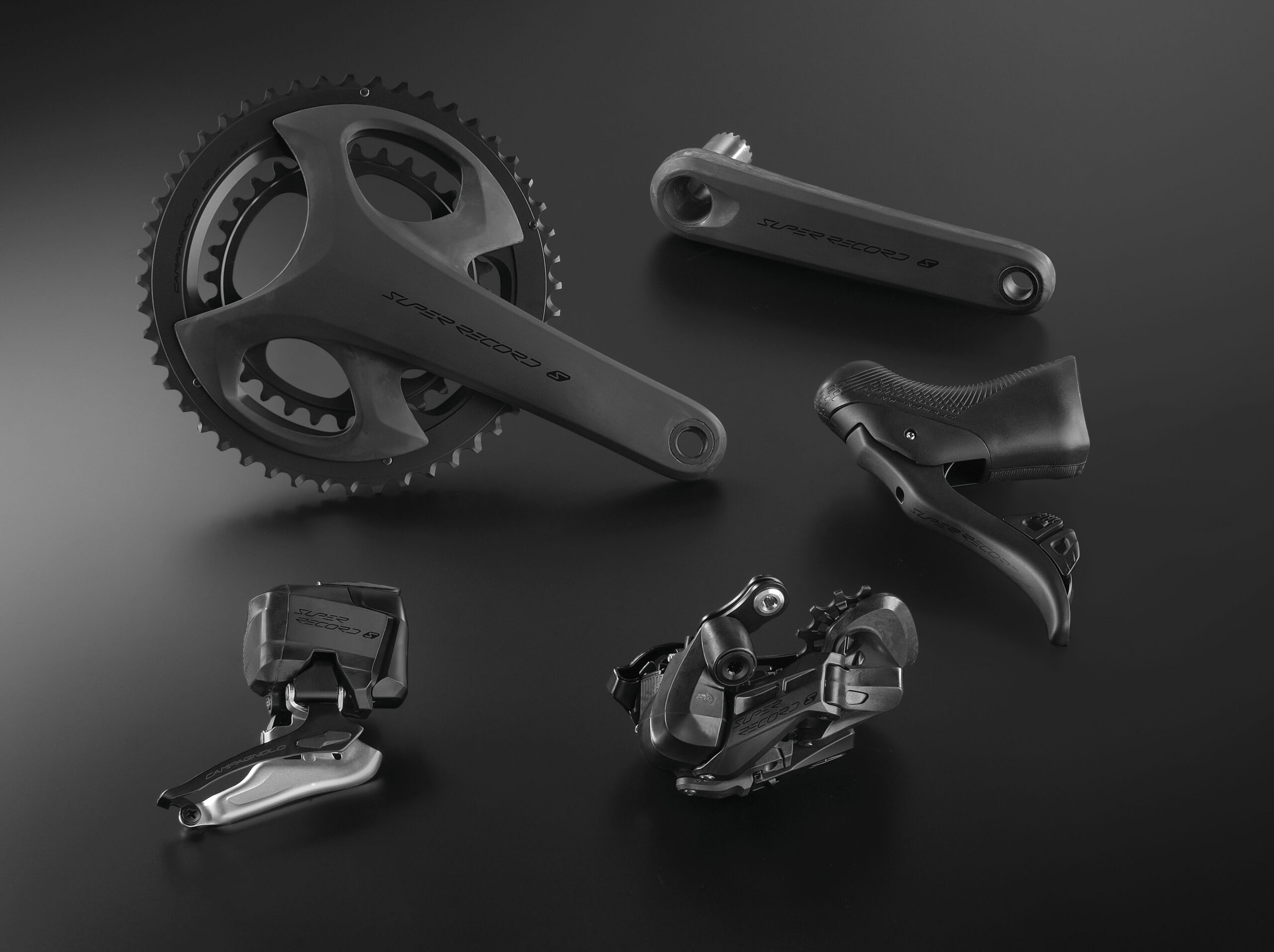 Campagnolo SRS Wireless groupset shot