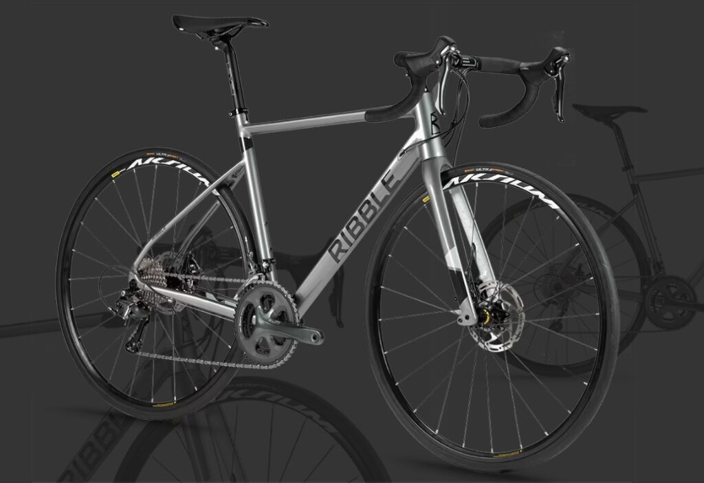 Ribble Endurance AL Disc photographed in studio
