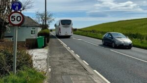 Cycle lane along A91, between St Andrews and Guardbridge