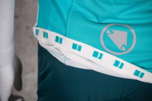2022 Endura Womens Pro FS260-Pro SS Jersey – gripper.jpg