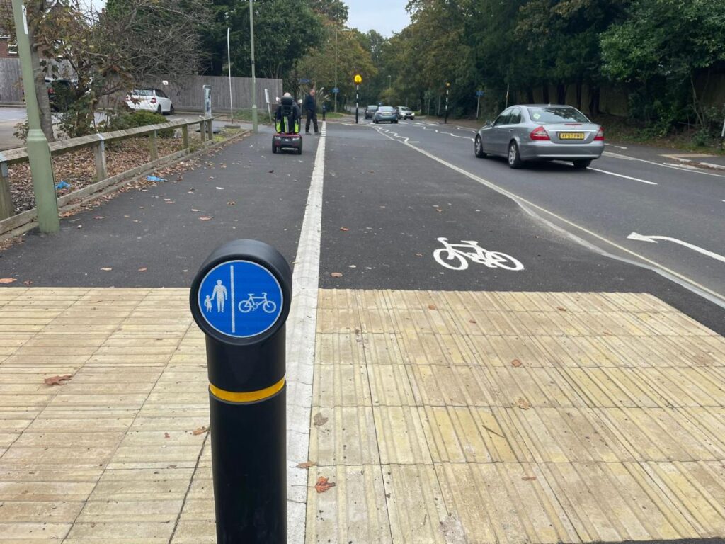 Dibden Purlieu cycle lane