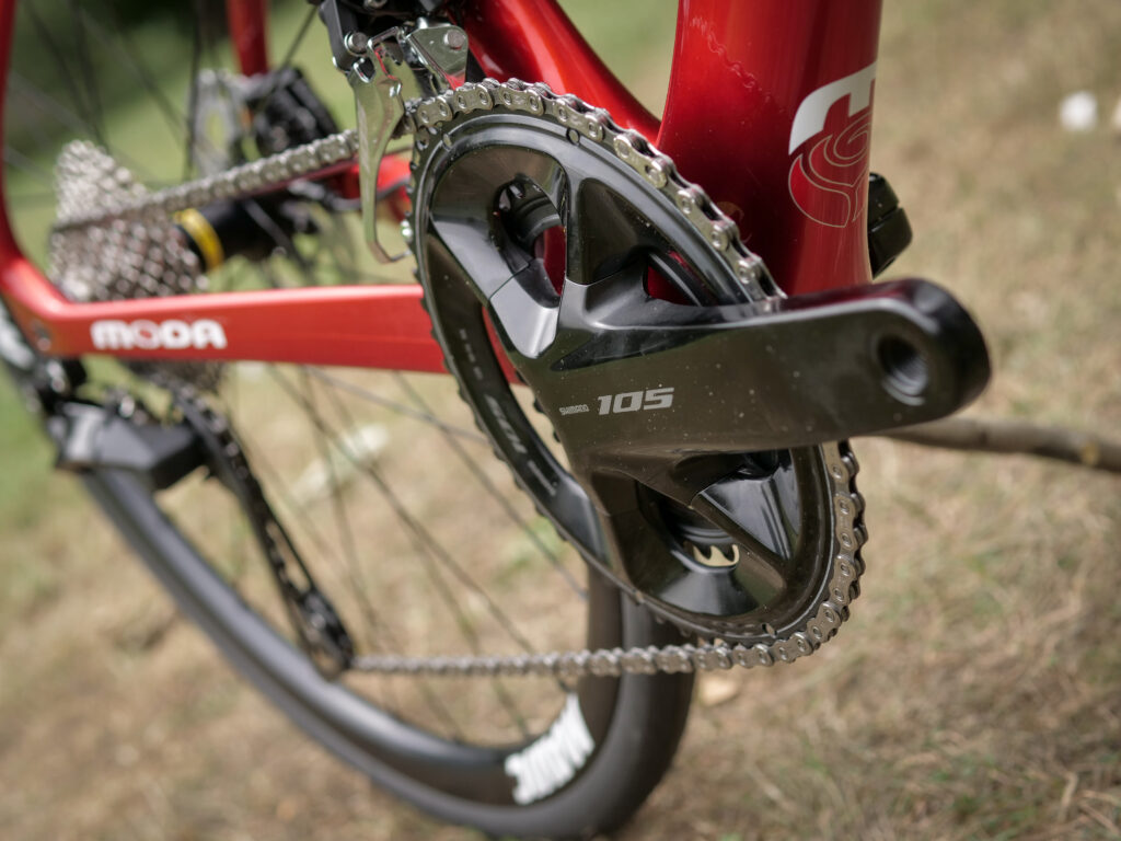 Moda Finale Shimano 105 Di2 &ndash; transmission.jpg