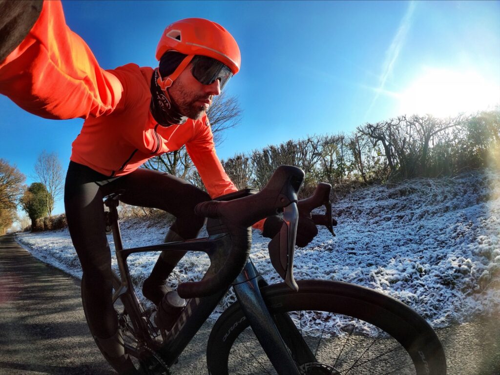 2023 Scott Foil RC Pro riding snow.jpeg