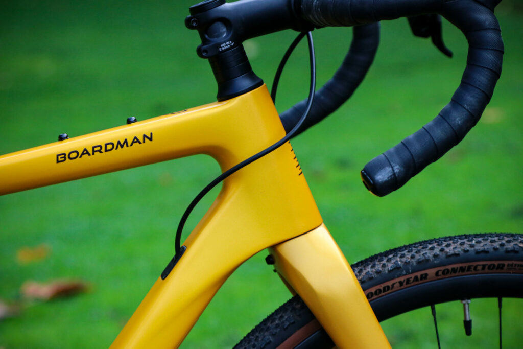 2024 Boardman ADV 9.2 Carbon &ndash; head tube.jpg