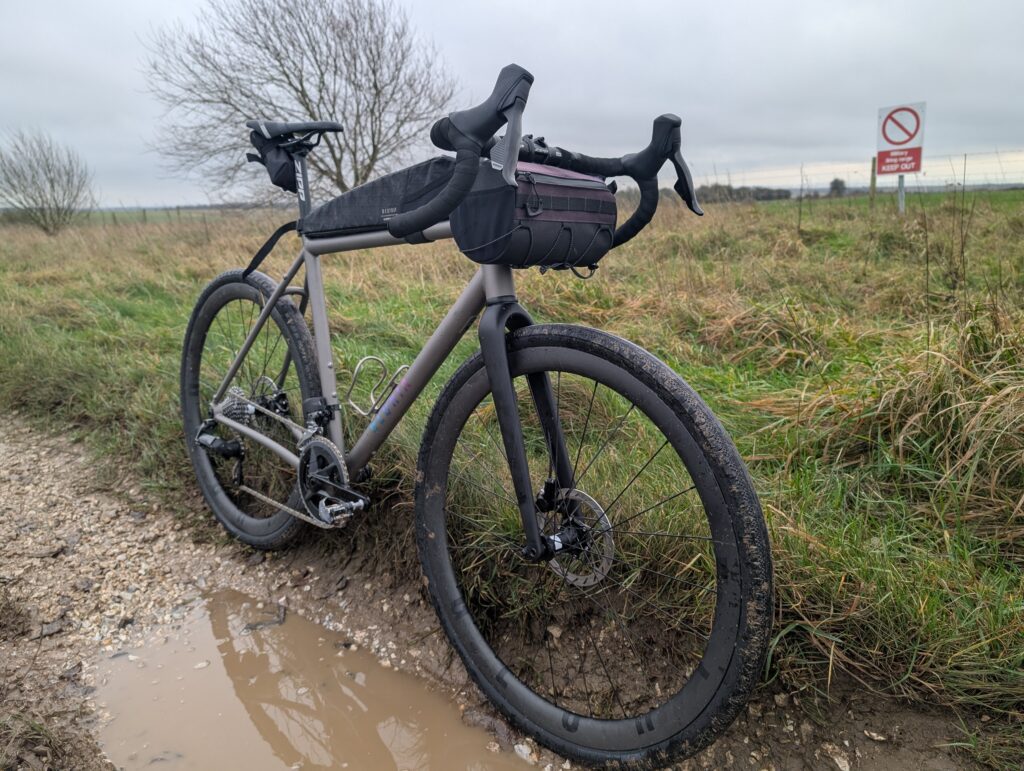 2024 Gloria All-Road Titanium – Riding 3.jpg