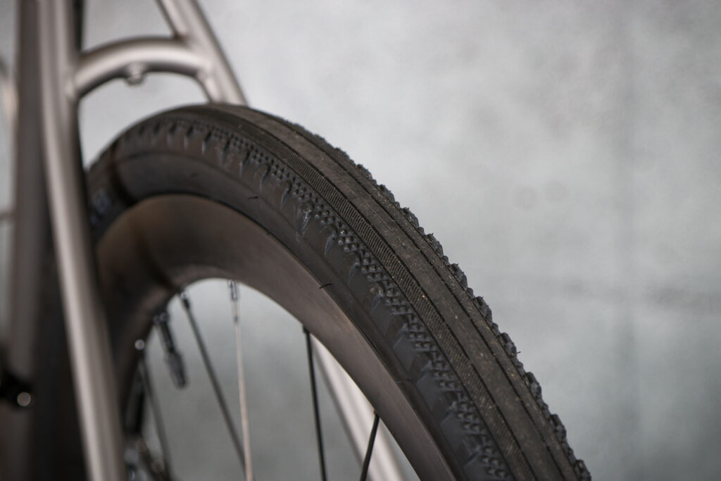 2024 Gloria All-Road Titanium – tyre.jpg