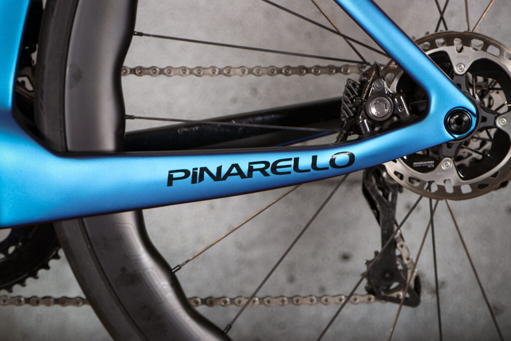 2024 Pinarello Dogma F Dura Ace Di2 – chain stay.jpg