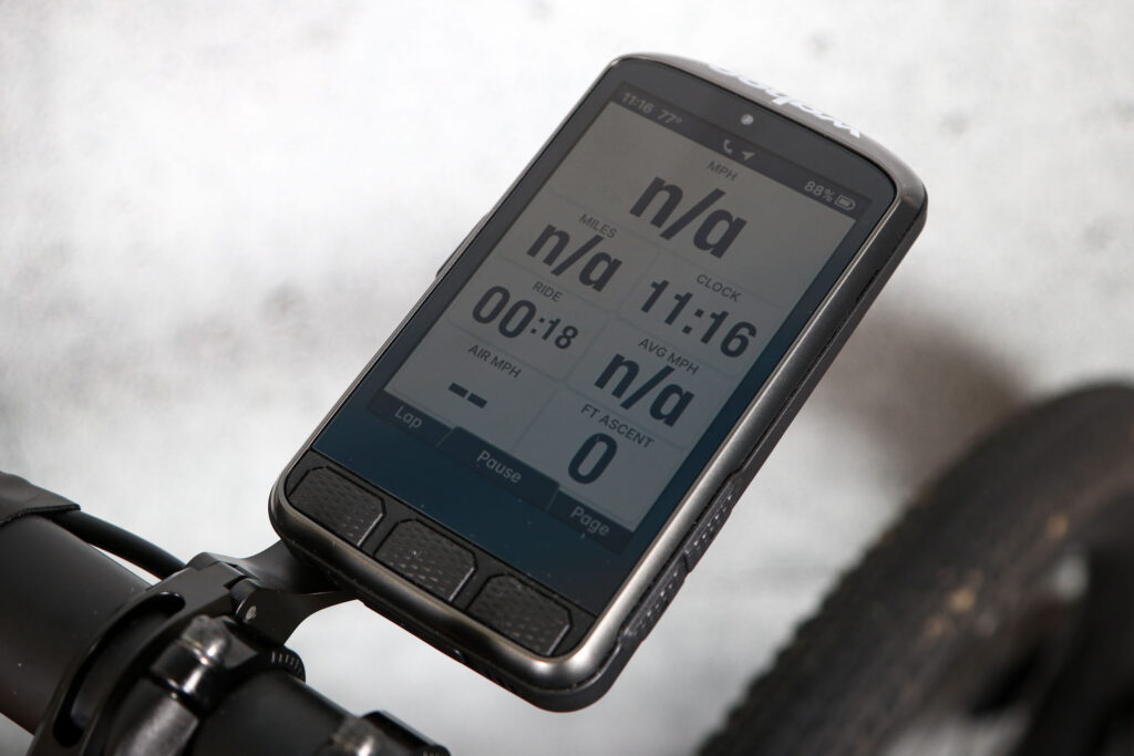 2024 Wahoo ELEMNT Ace.jpg