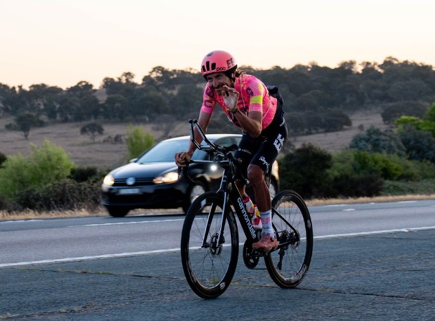 Lachlan Morton, Lap of Australia attempt (Karter Machen/ EF Education-EasyPost)