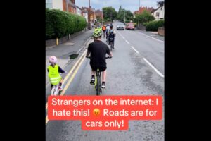 Worcester bike bus (Bike Worcester on TikTok)