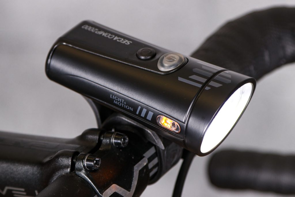 2021 Light & Motion Seca Comp 2000 front light – 2.jpg