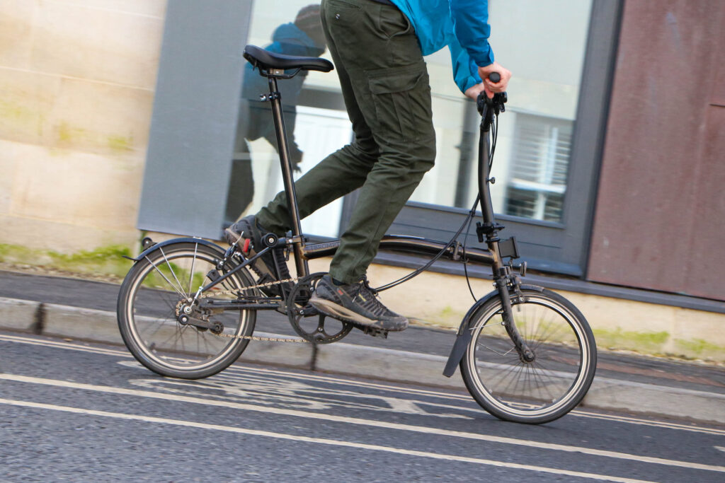 2023 Brompton C Line Explore – riding 3.jpg