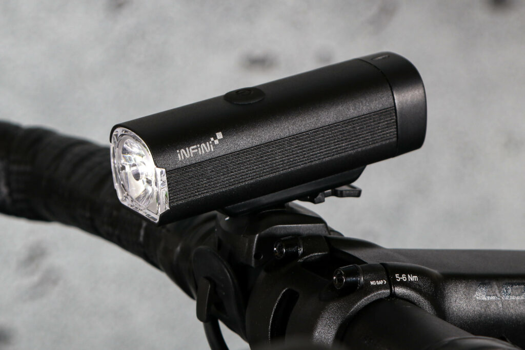 2024 Infini KOR 800 Front Light.jpg