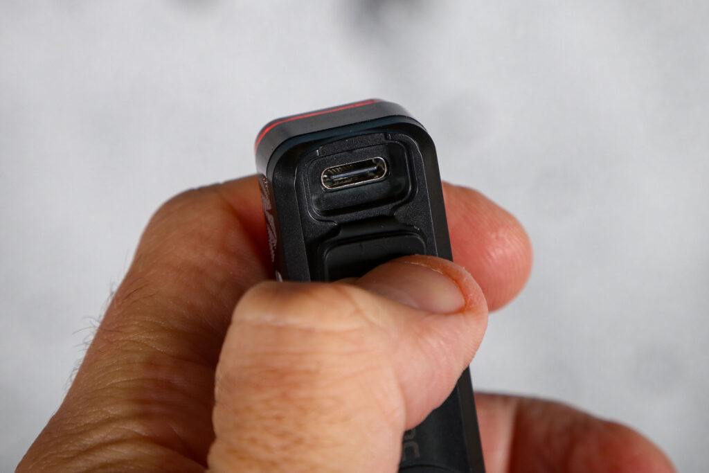 2024 Moon Helix Sense 450lm – USB port.jpg