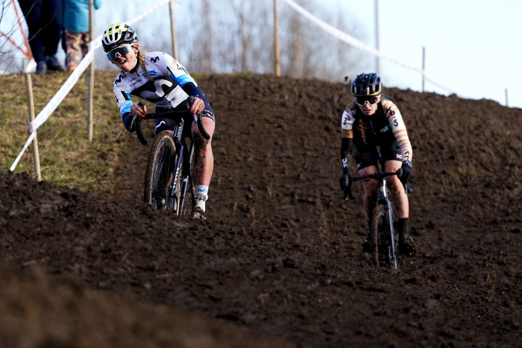 Xan Crees and Cat Ferguson, 2025 British cyclocross championships (Olly Hassell/SWpix.com)