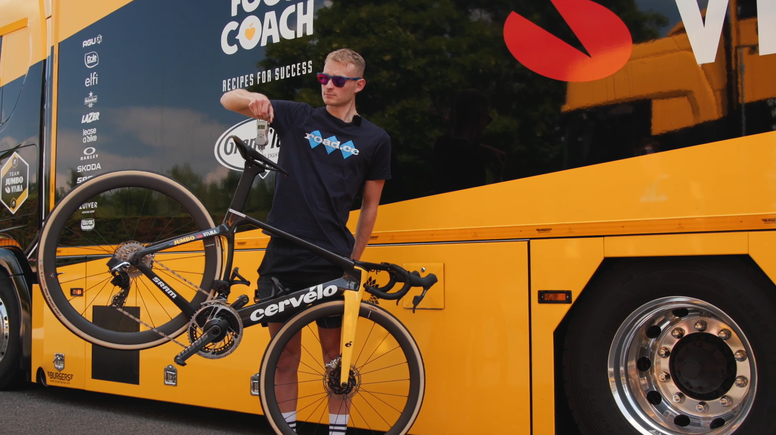 2023 dauphine Jamie weighing jumbo visma cervelo s5