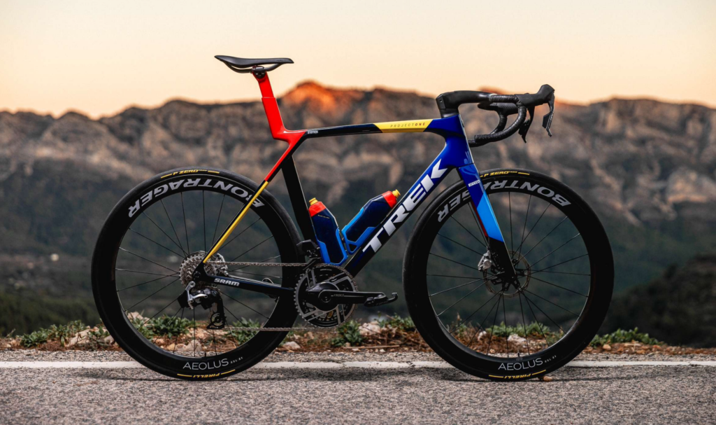 2025 Lidl Trek Trek road bike