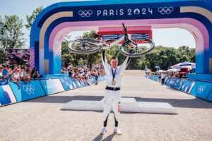 Tom Pidcock wins Olympic mountain bike gold 2024 Paris Olympics (Zac Williams/SWpix.com)