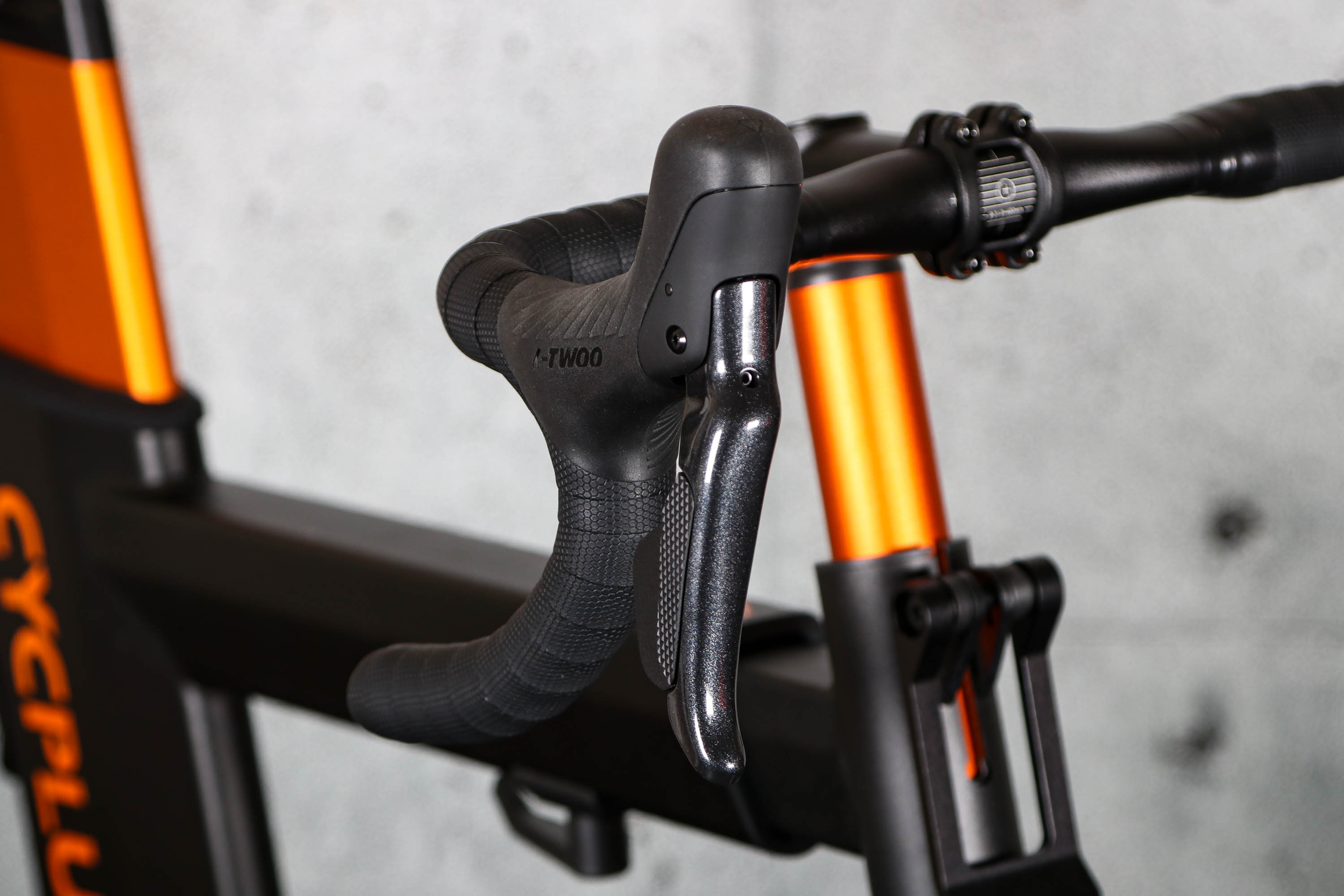 2025-Cycplus-T7-Smart-Bike-shifter.jpg