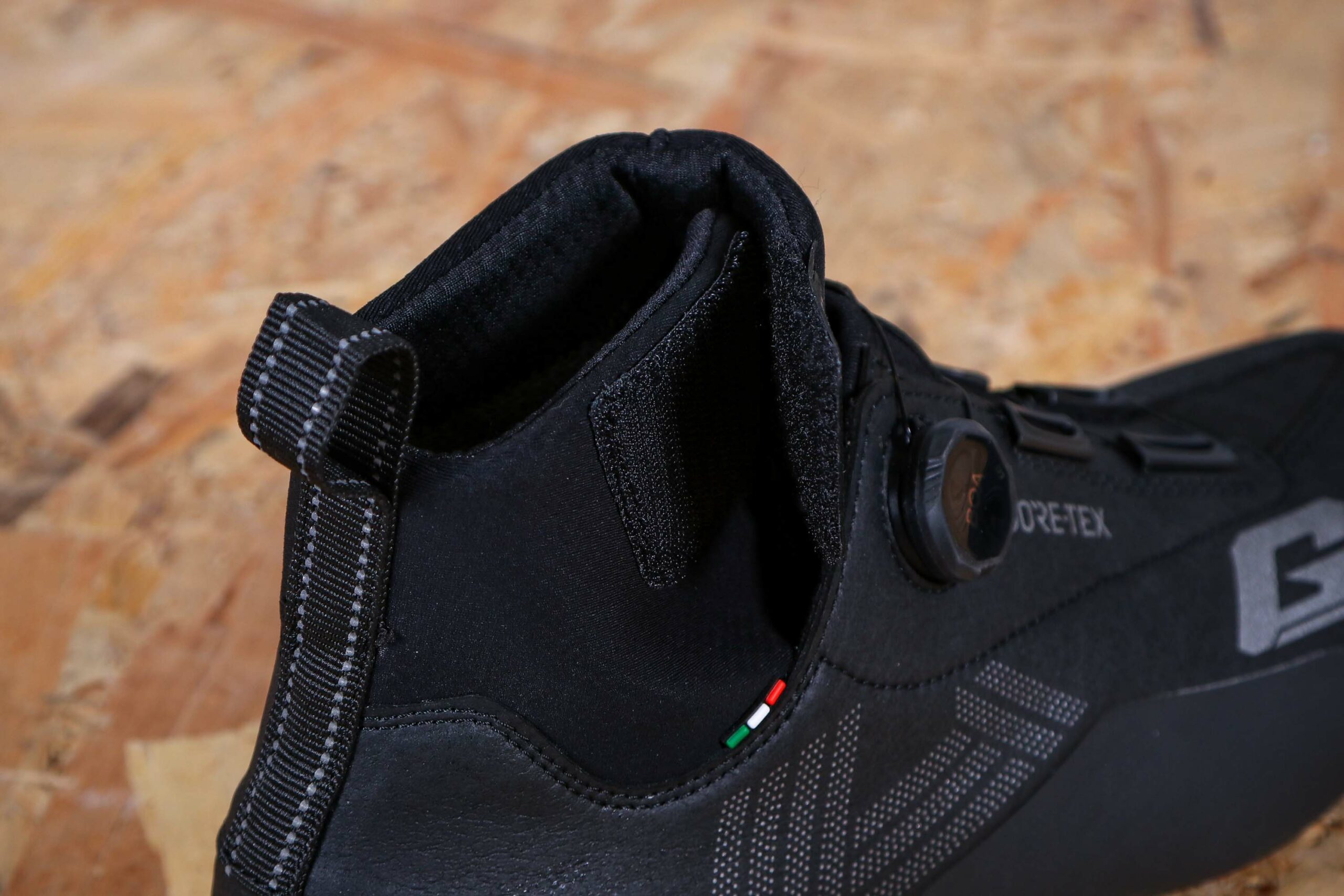 2025-gaerne-gice-storm-road-10-gore-tex-black-cuff-velcro-scaled.jpg