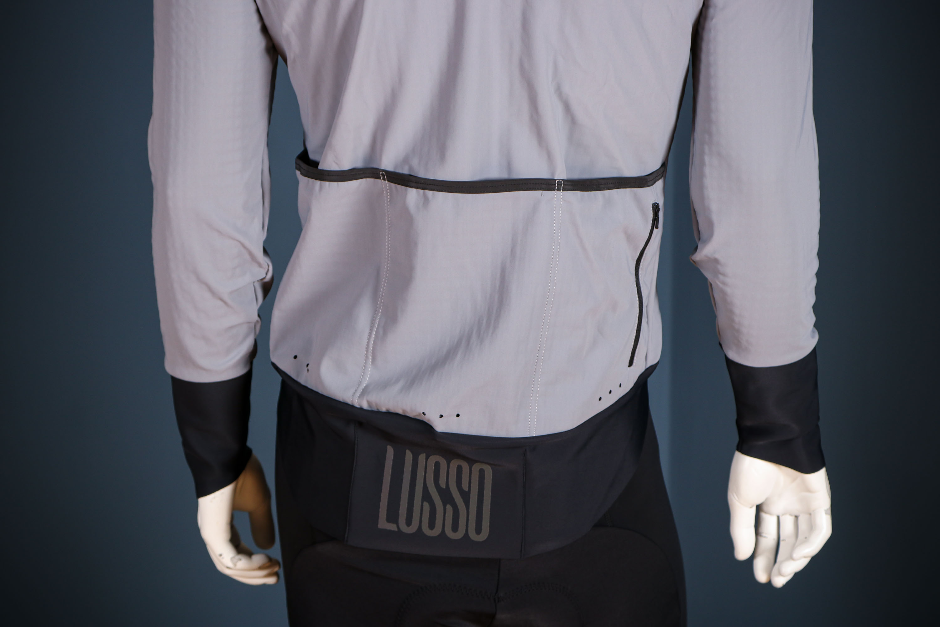 2026-Lusso-Paragon-Deep-Winter-Jacket-tail-and-pockets.jpg